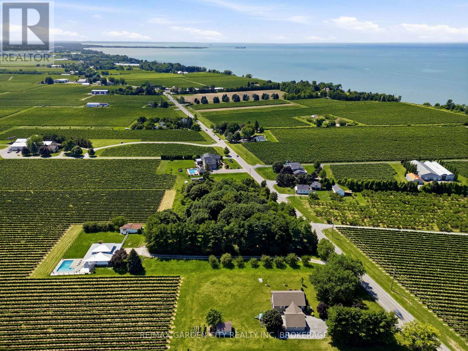 1213 Lakeshore Road, Niagara-On-The-Lake, Ontario  L0S 1J0 - Photo 3 - X13632462