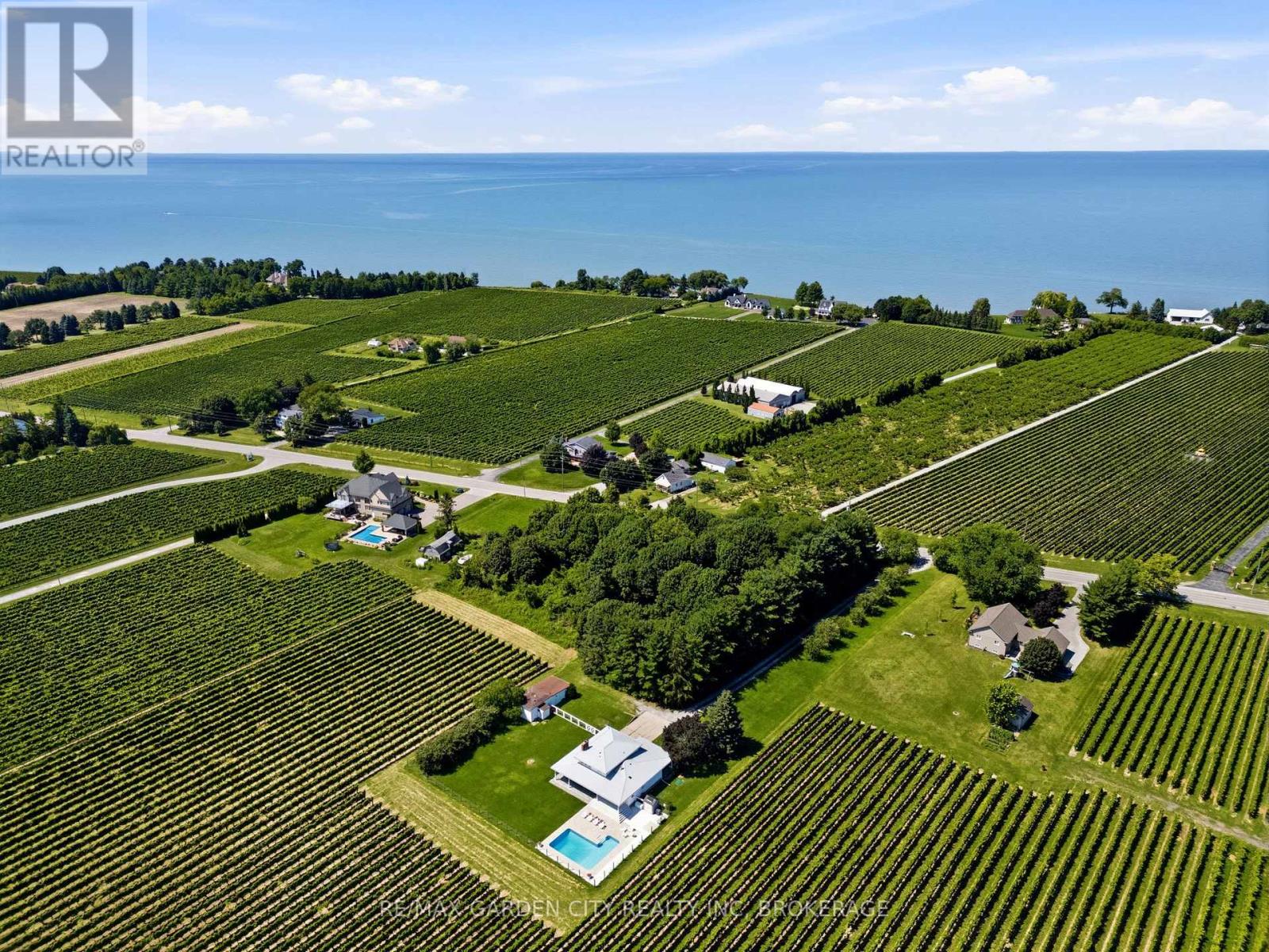 1213 Lakeshore Road, Niagara-On-The-Lake, Ontario  L0S 1J0 - Photo 4 - X13632462