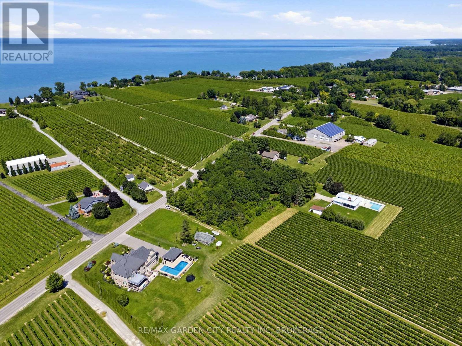 1213 Lakeshore Road, Niagara-On-The-Lake, Ontario  L0S 1J0 - Photo 6 - X13632462