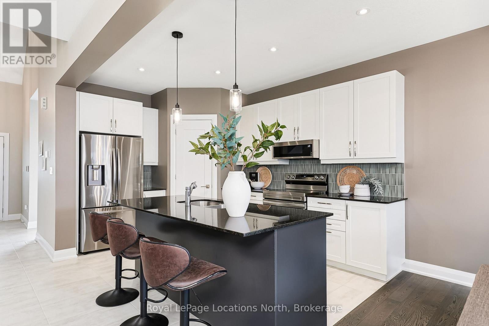 121 Beacon Drive, Blue Mountains, Ontario  N0H 2P0 - Photo 7 - X13137452