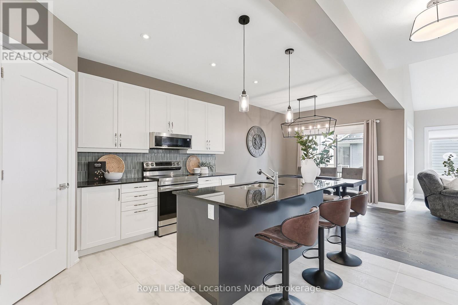 121 Beacon Drive, Blue Mountains, Ontario  N0H 2P0 - Photo 6 - X13137452