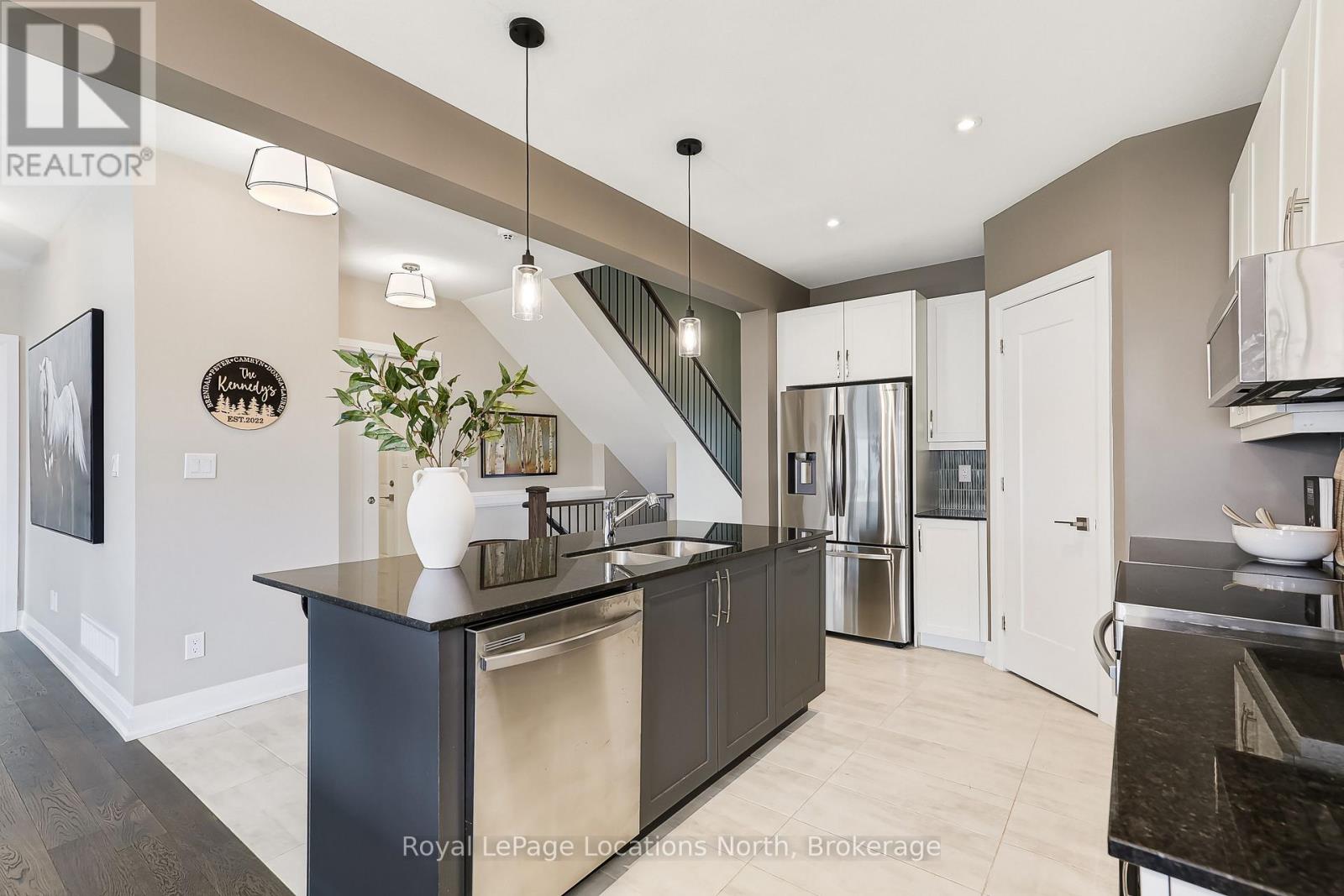 121 Beacon Drive, Blue Mountains, Ontario  N0H 2P0 - Photo 8 - X13137452