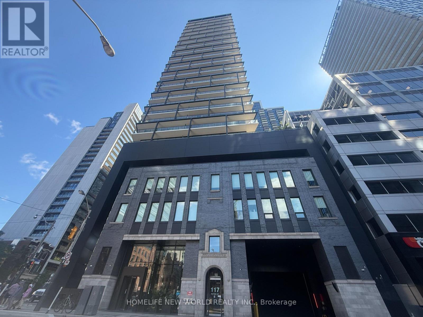 2311 - 125 Peter Street, Toronto, Ontario  M5V 2G9 - Photo 3 - C13632382