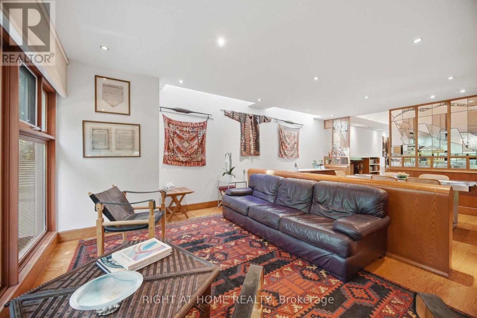 9 Saguenay Avenue, Toronto, Ontario  M5N 2Y5 - Photo 19 - C13632386