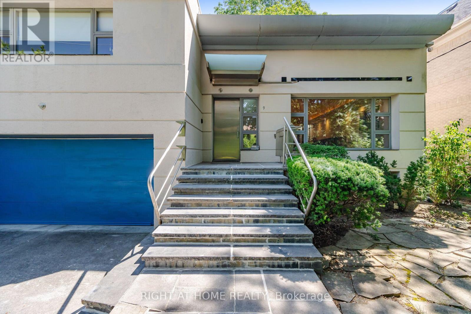 9 Saguenay Avenue, Toronto, Ontario  M5N 2Y5 - Photo 3 - C13632386