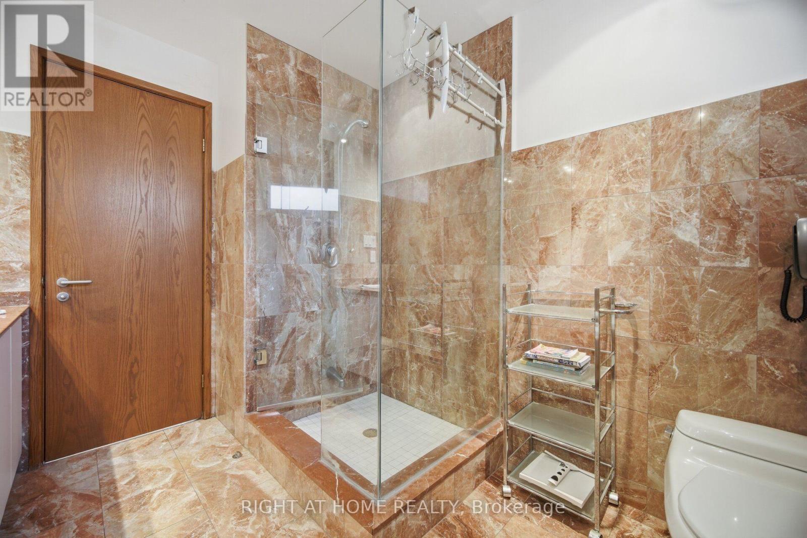 9 Saguenay Avenue, Toronto, Ontario  M5N 2Y5 - Photo 30 - C13632386