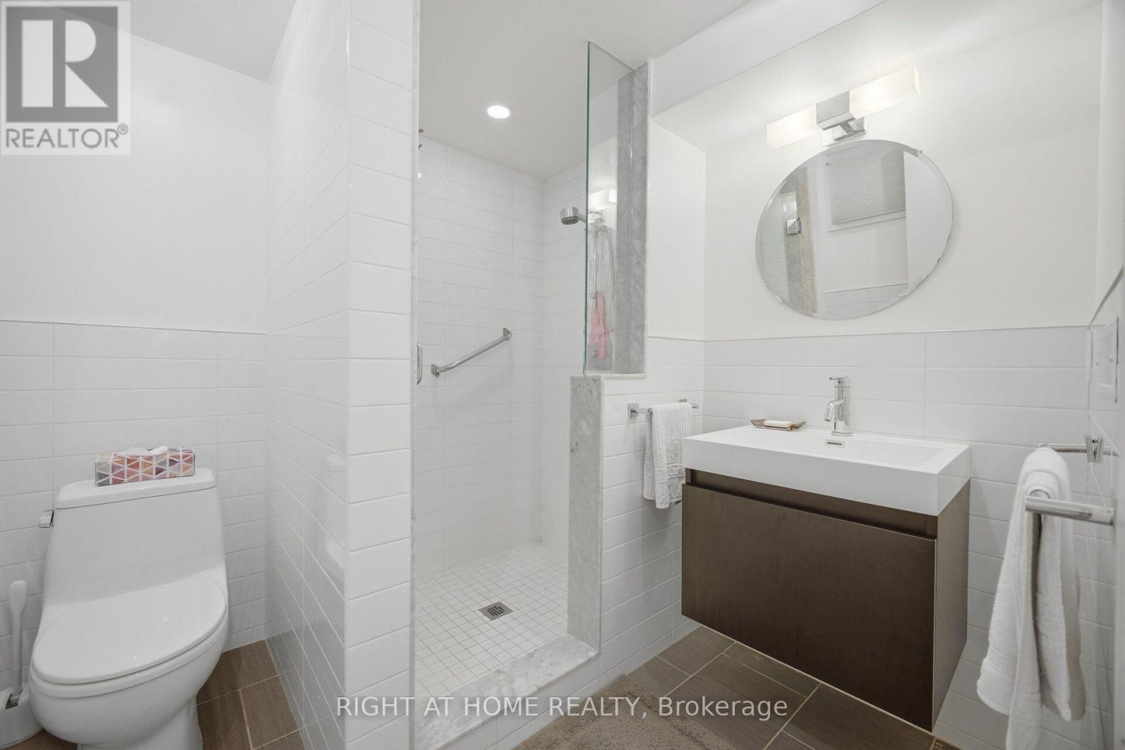 9 Saguenay Avenue, Toronto, Ontario  M5N 2Y5 - Photo 45 - C13632386