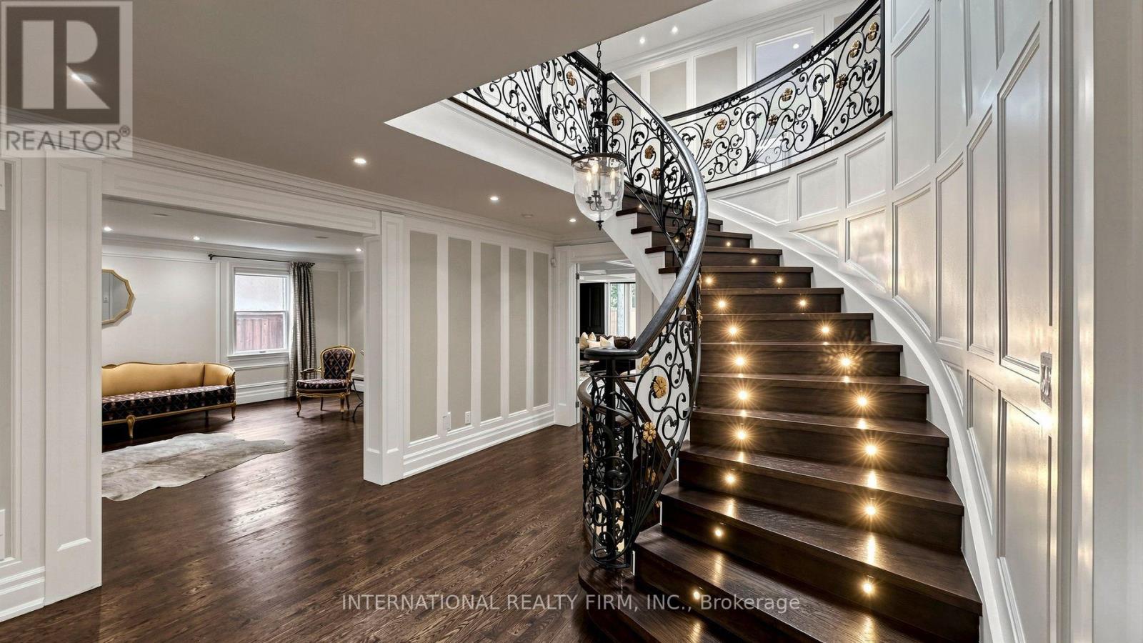 6 Penwood Crescent, Toronto, Ontario M3B 2B9 - Photo 13 - C13632430