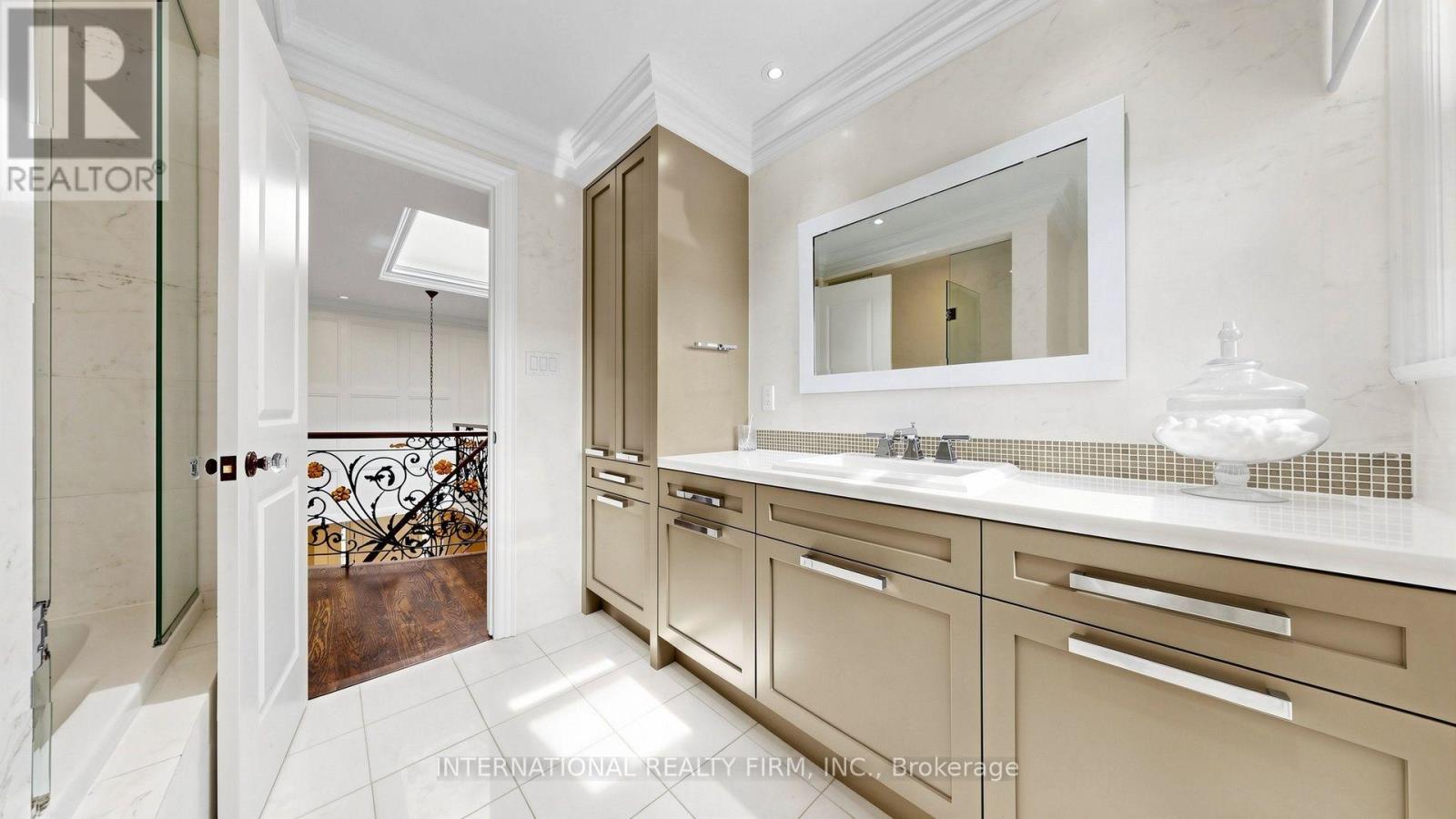 6 Penwood Crescent, Toronto, Ontario M3B 2B9 - Photo 23 - C13632430