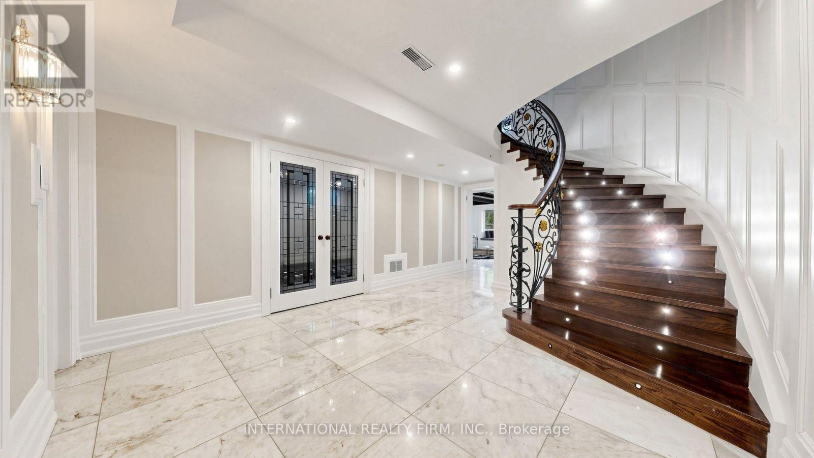 6 Penwood Crescent, Toronto, Ontario M3B 2B9 - Photo 25 - C13632430