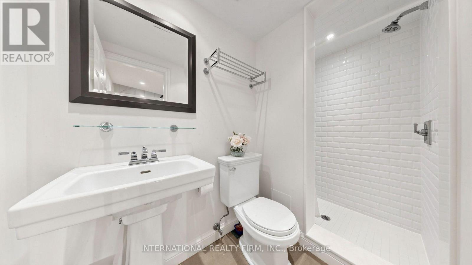 6 Penwood Crescent, Toronto, Ontario M3B 2B9 - Photo 29 - C13632430