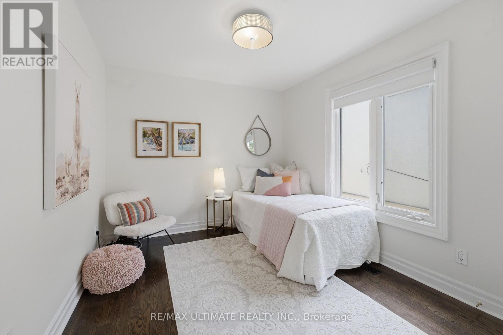 214 Sutherland Drive, Toronto, Ontario  M4G 1J2 - Photo 23 - C13632446