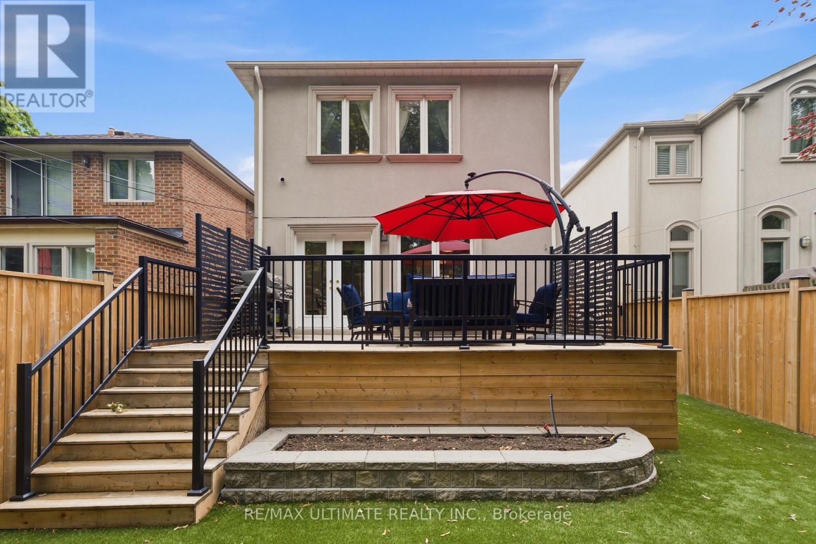 214 Sutherland Drive, Toronto, Ontario  M4G 1J2 - Photo 34 - C13632446