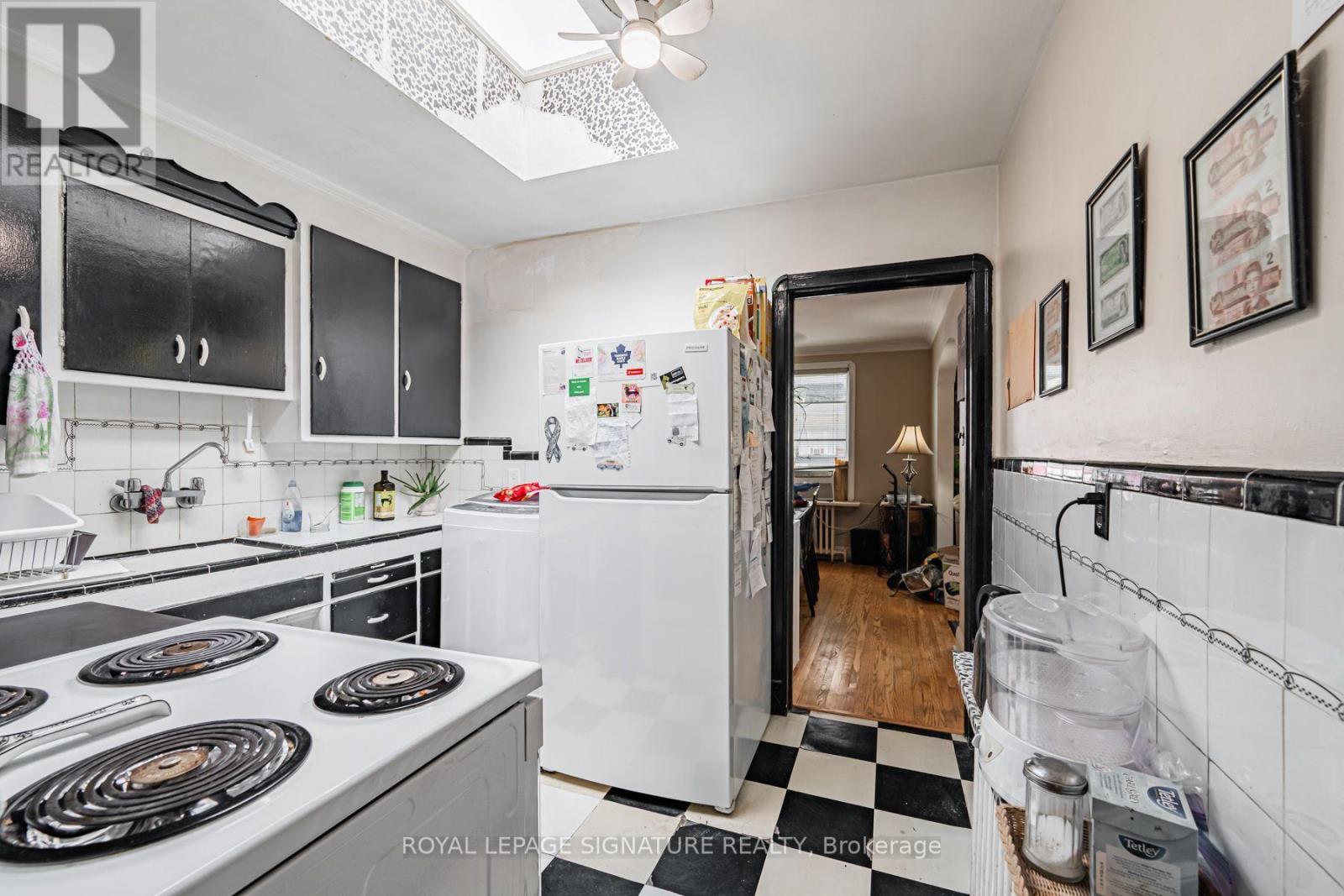 1762-1764 Avenue Road, Toronto, Ontario  M5M 3Y9 - Photo 15 - C13632486