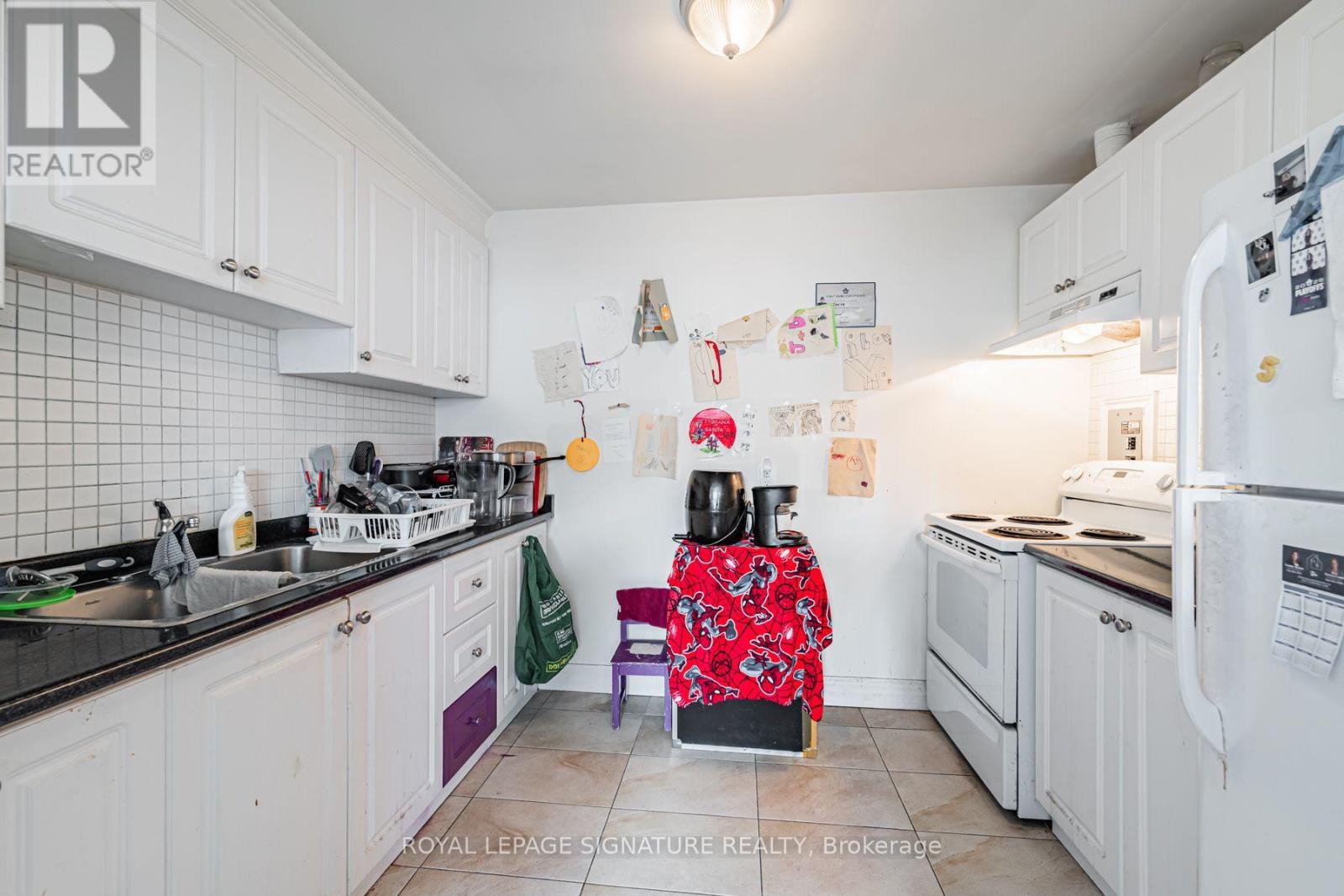1762-1764 Avenue Road, Toronto, Ontario  M5M 3Y9 - Photo 5 - C13632486