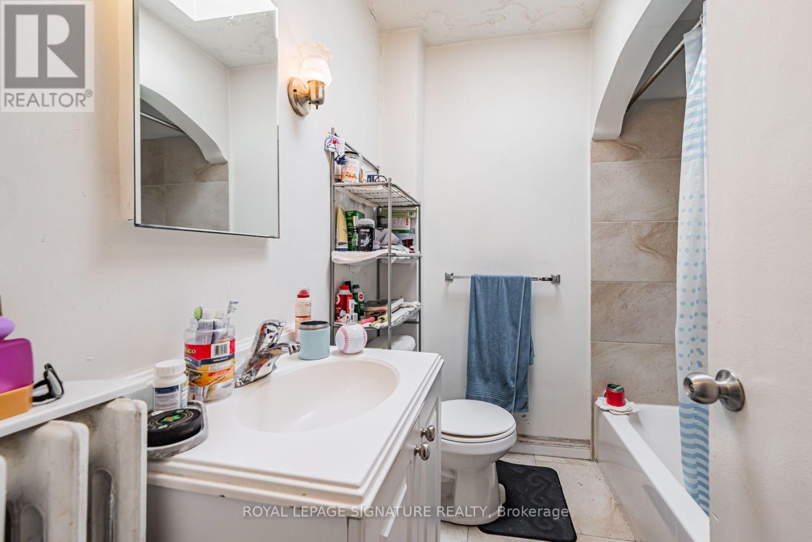 1762-1764 Avenue Road, Toronto, Ontario  M5M 3Y9 - Photo 6 - C13632486
