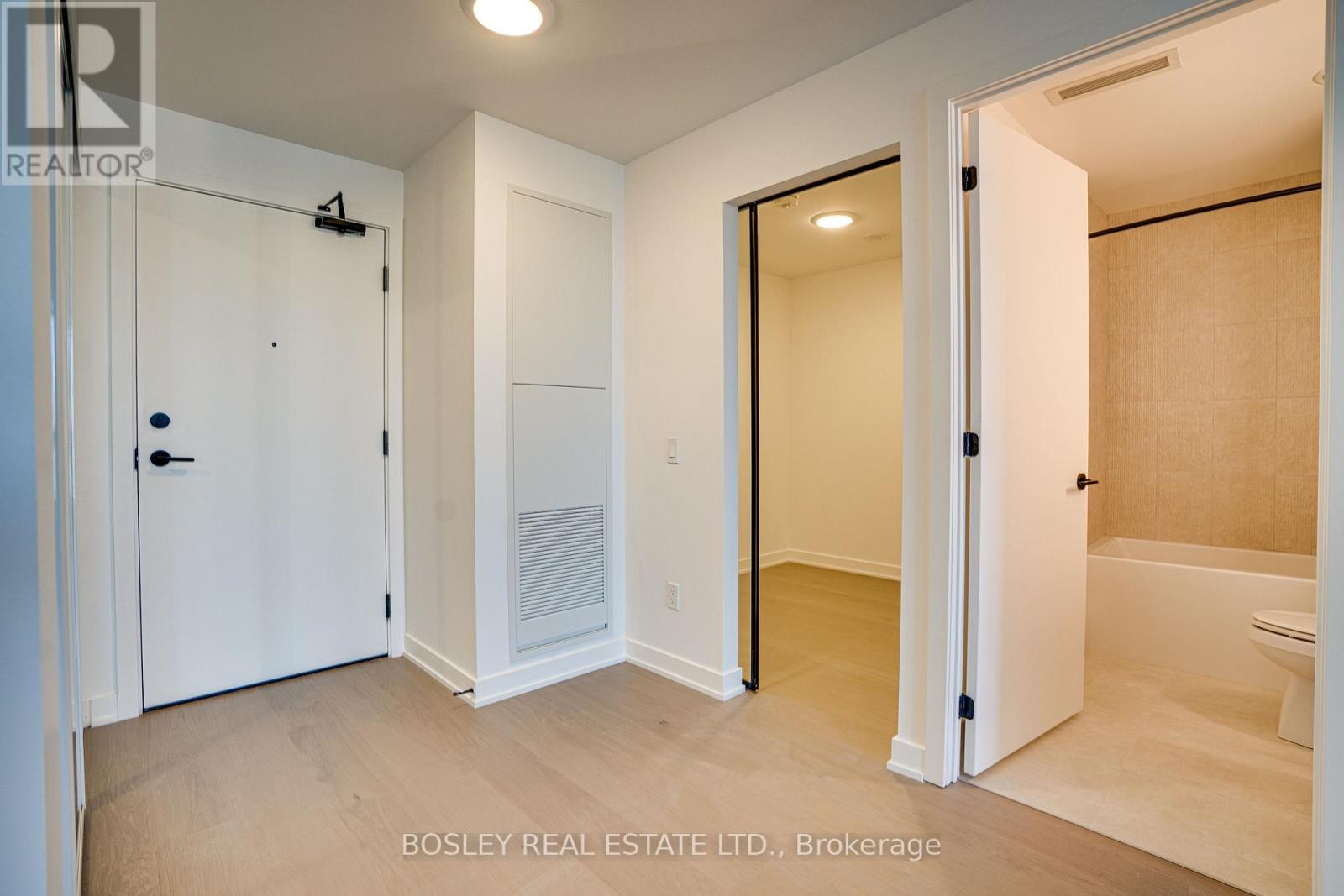812 - 91 Montclair Avenue, Toronto, Ontario  M5P 0B1 - Photo 3 - C13632496