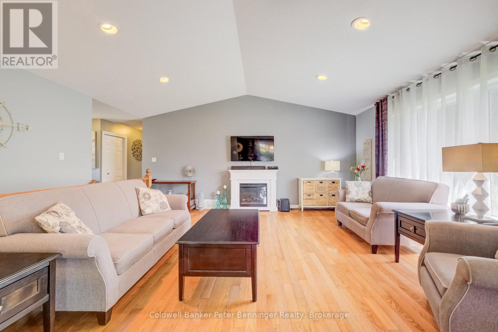 366 Westwood Drive, Brockton, Ontario  N0G 2V0 - Photo 9 - X13632508