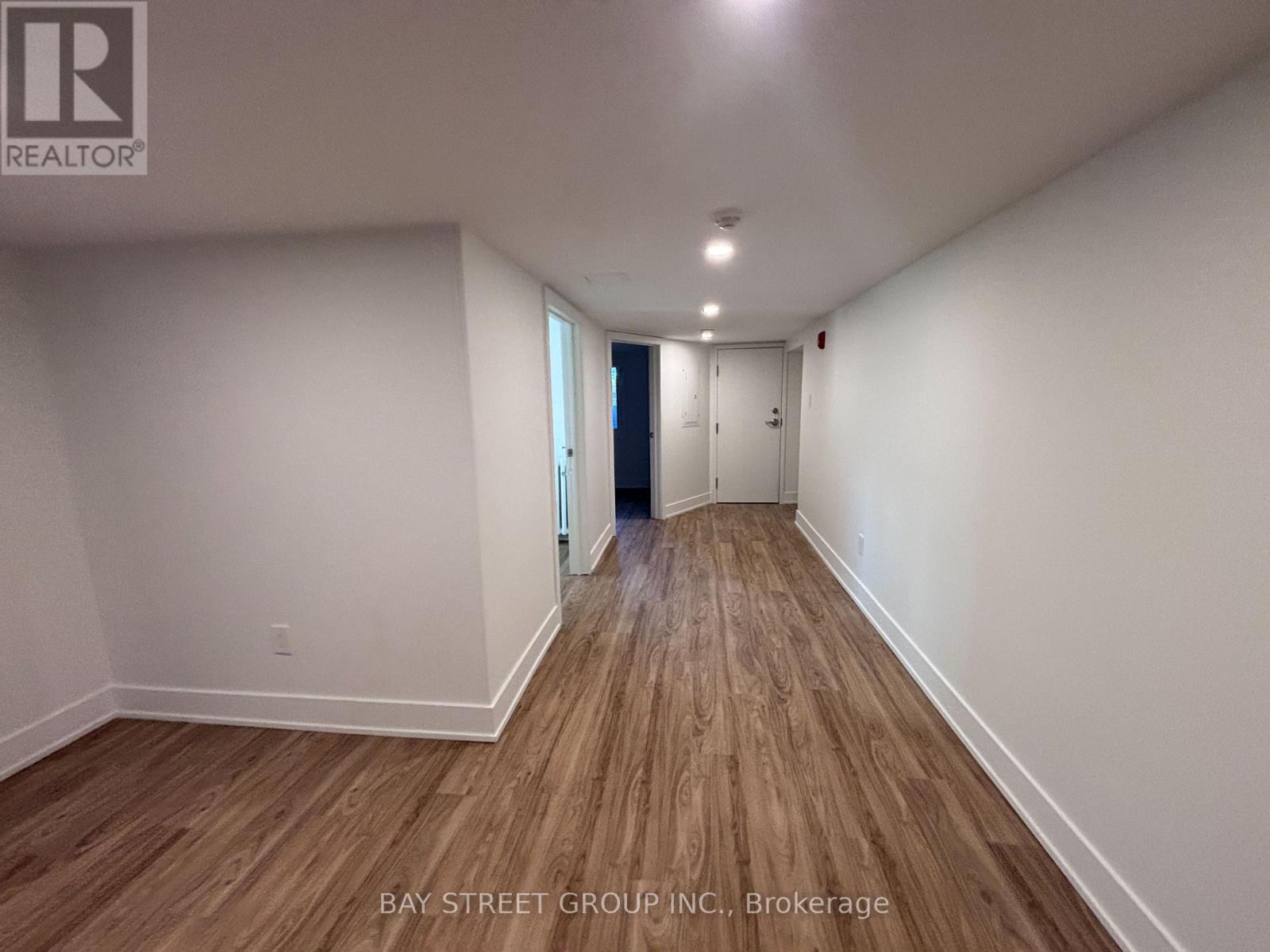 10 - 1311 Pape Avenue, Toronto, Ontario  M4K 3W9 - Photo 7 - E13632360