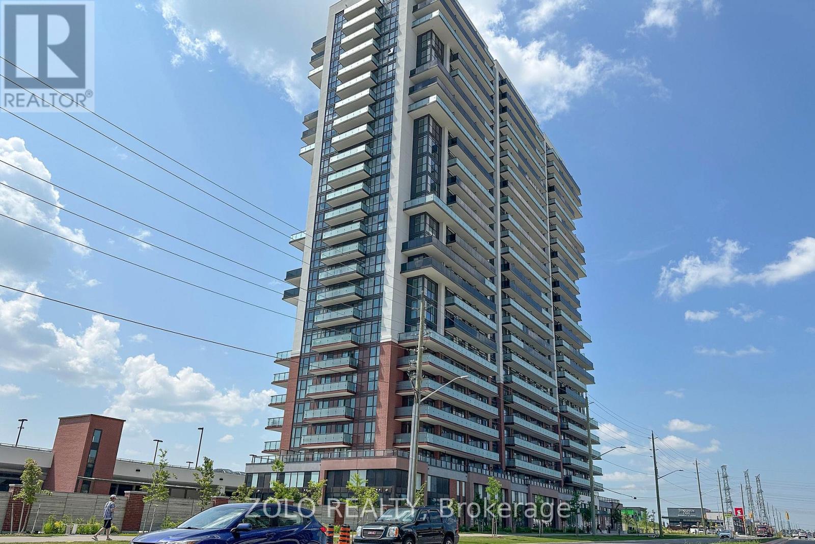 318 - 2550 SIMCOE STREET N, Oshawa, Ontario