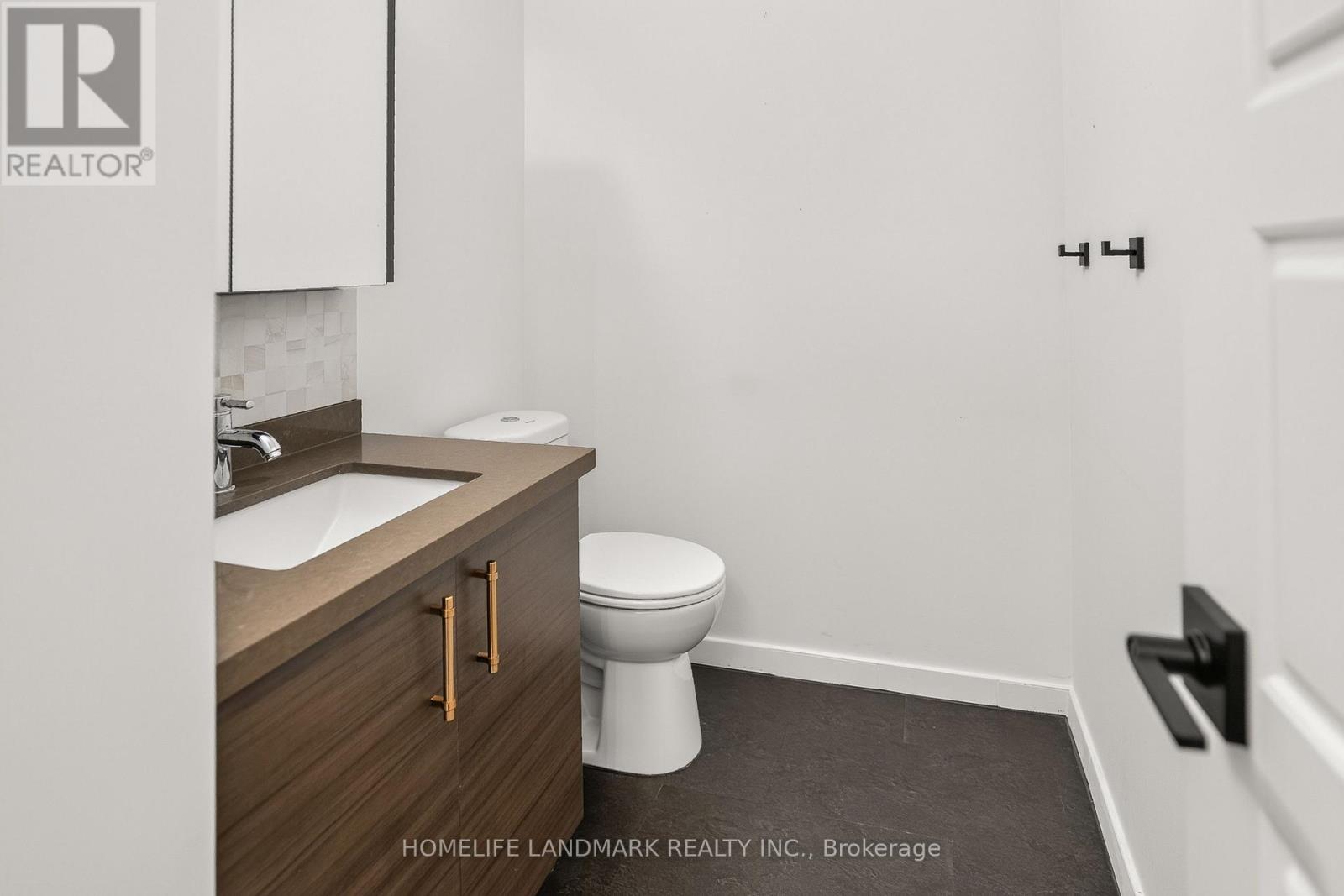 116 - 8228 Birchmount Road, Markham, Ontario  L3R 1A6 - Photo 38 - N13632366