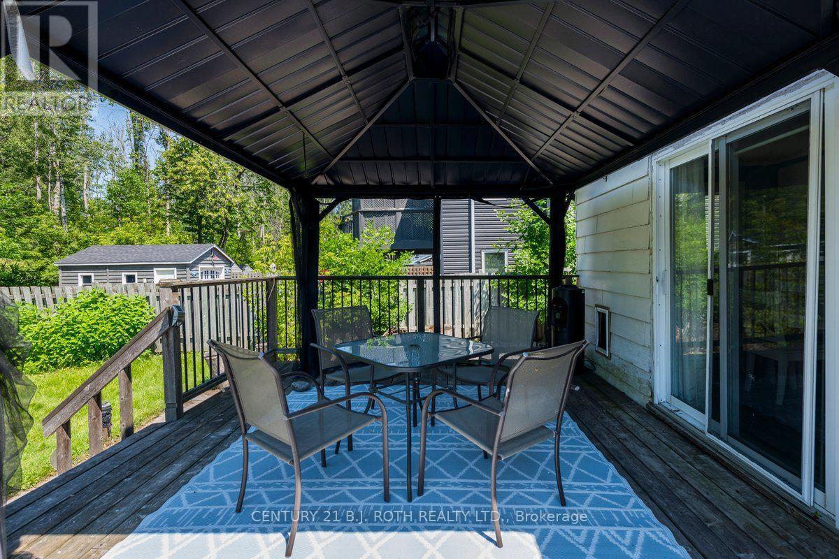 922 Elizabeth Avenue, Innisfil, Ontario  L0L 1W0 - Photo 16 - N13632452