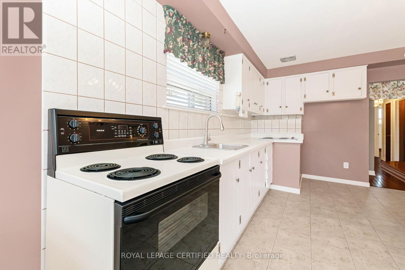 27 Milner Road, Brampton, Ontario  L6W 3A7 - Photo 12 - W13632420