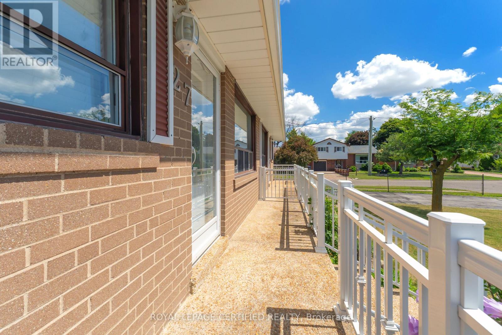 27 Milner Road, Brampton, Ontario  L6W 3A7 - Photo 5 - W13632420