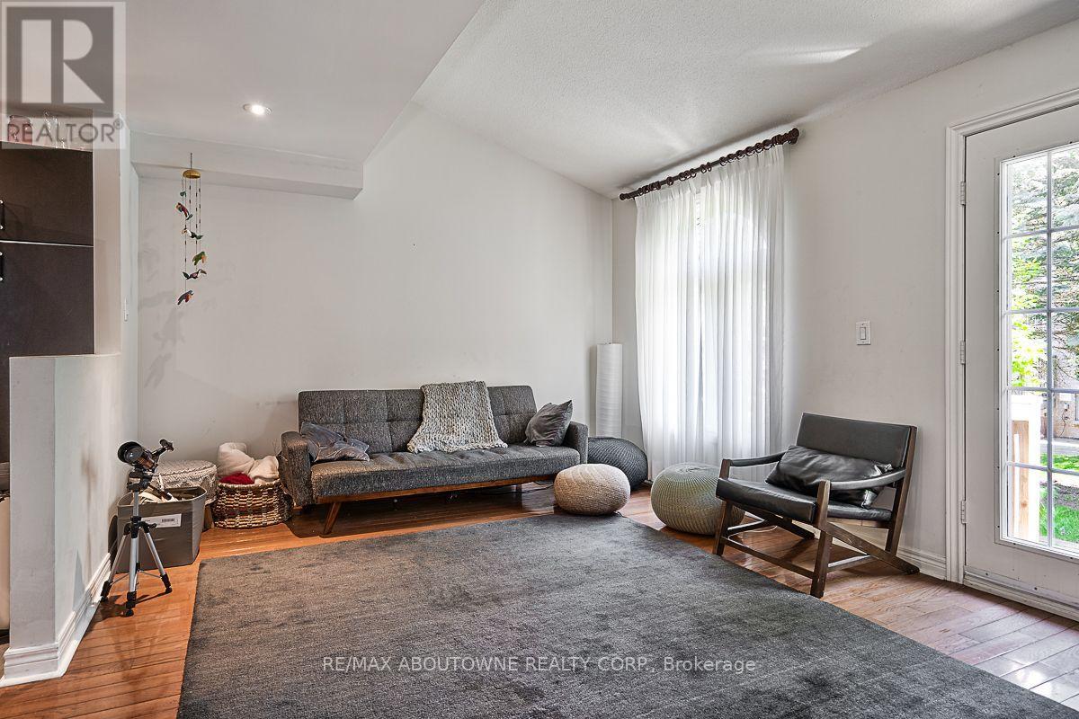 41 - 2250 Rockingham Drive, Oakville, Ontario  L6H 6J3 - Photo 7 - W13632426
