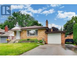 24 BEAVERBROOK AVENUE, Toronto, Ontario