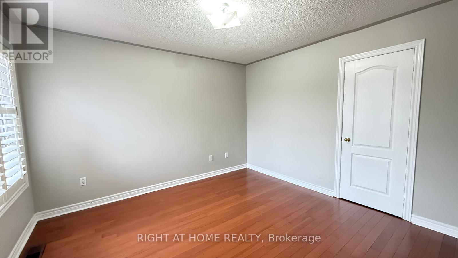 28 Laurentide Crescent, Brampton, Ontario  L6P 1Y4 - Photo 25 - W13632440