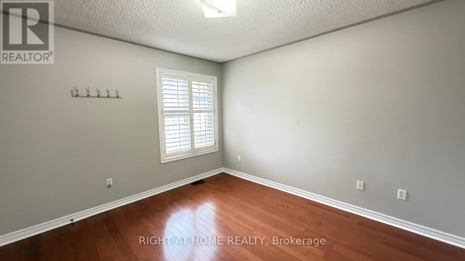 28 Laurentide Crescent, Brampton, Ontario  L6P 1Y4 - Photo 26 - W13632440
