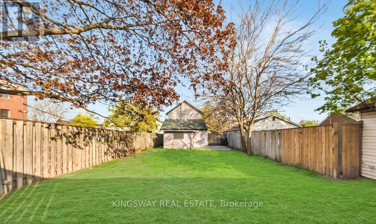 195 Randi Road, Mississauga, Ontario  L5A 1V6 - Photo 6 - W13632474