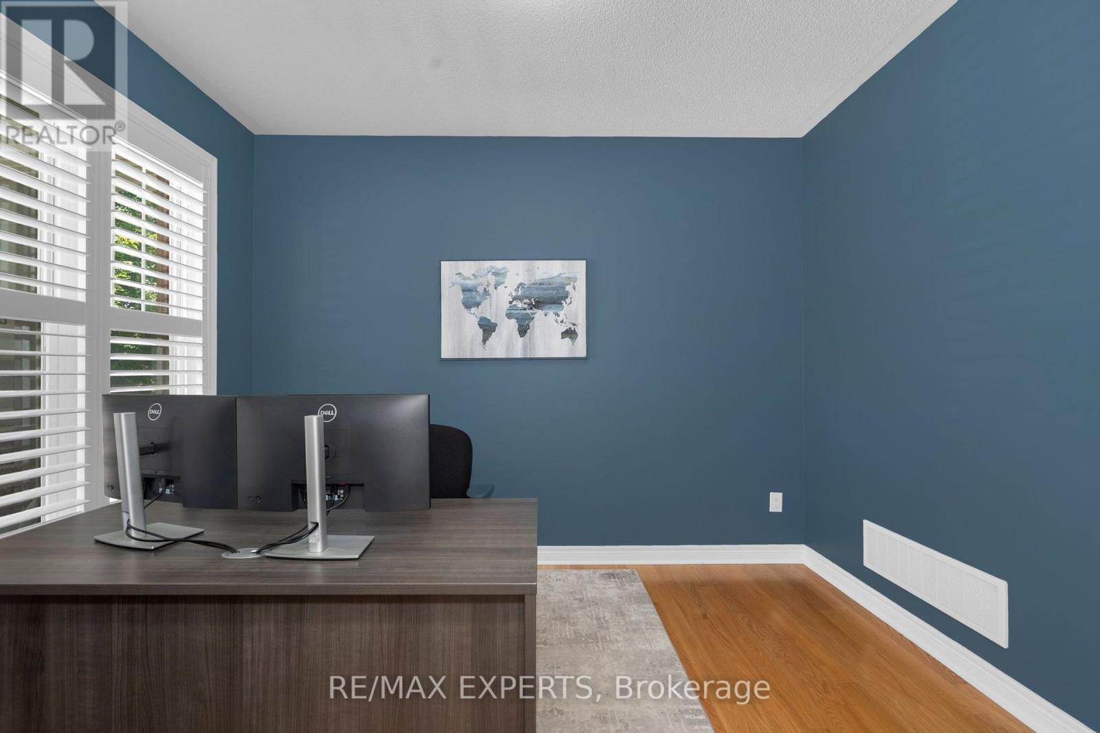 25 Mccandless Court, Caledon, Ontario  L7C 3R6 - Photo 4 - W13632512