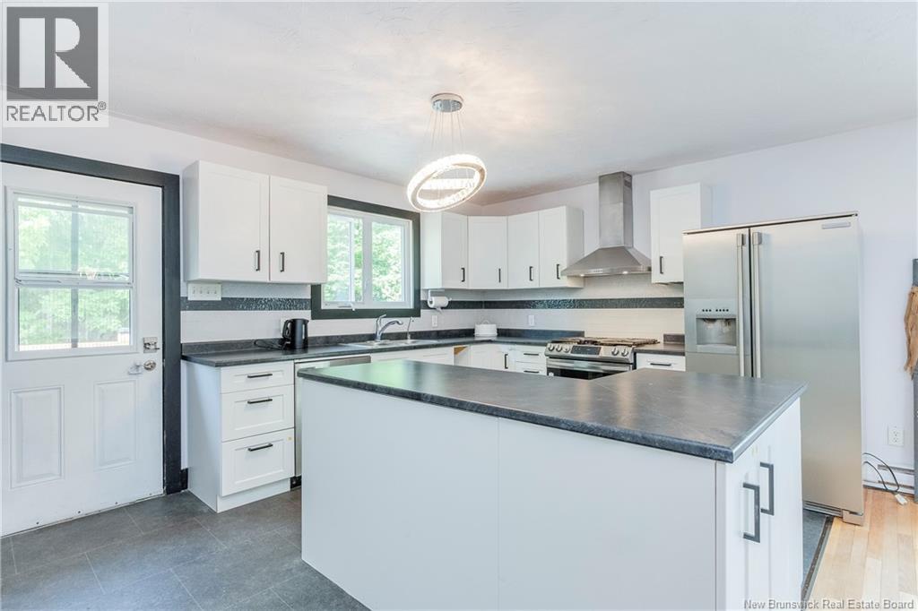 96 Old Coach Road, Quispamsis, New Brunswick  E2E 3V7 - Photo 4 - NB145090