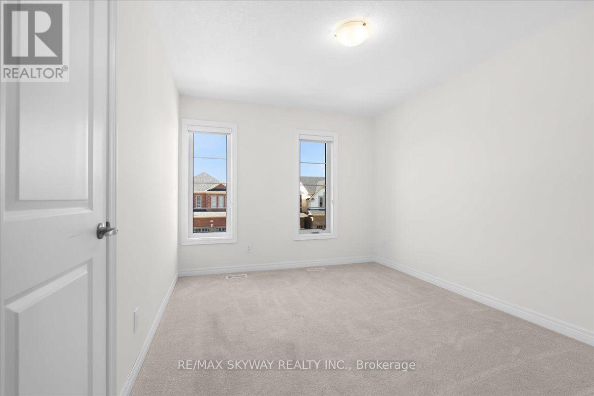 2 Georgina Street, Kitchener, Ontario N2R 0S6 - Photo 32 - X13632364