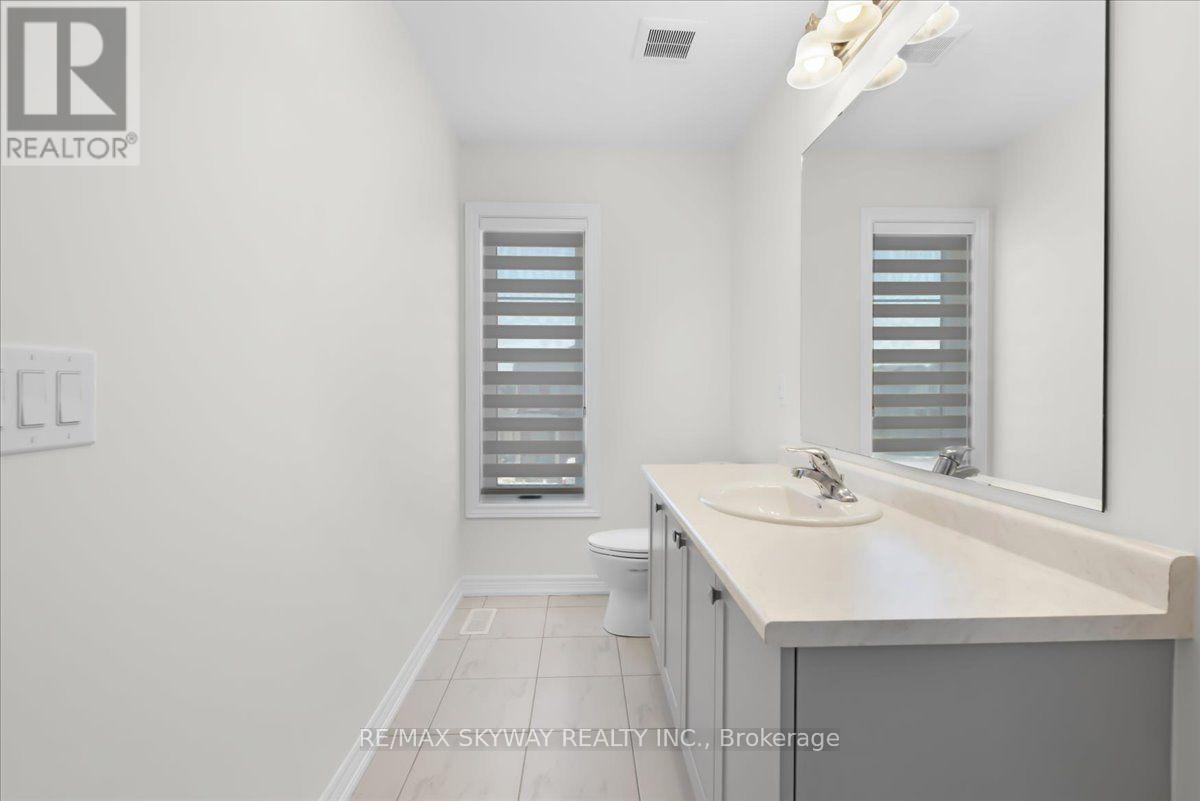 2 Georgina Street, Kitchener, Ontario N2R 0S6 - Photo 34 - X13632364