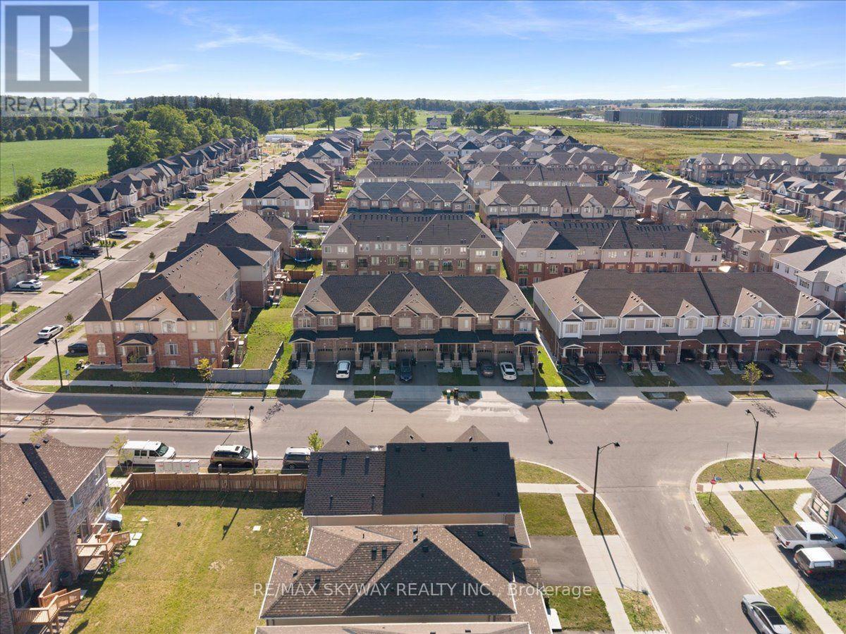 2 Georgina Street, Kitchener, Ontario N2R 0S6 - Photo 49 - X13632364