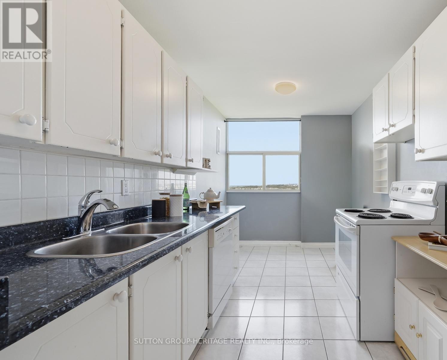 1608 - 44 Falby Court E, Ajax, Ontario  L1S 3L1 - Photo 17 - E13631382