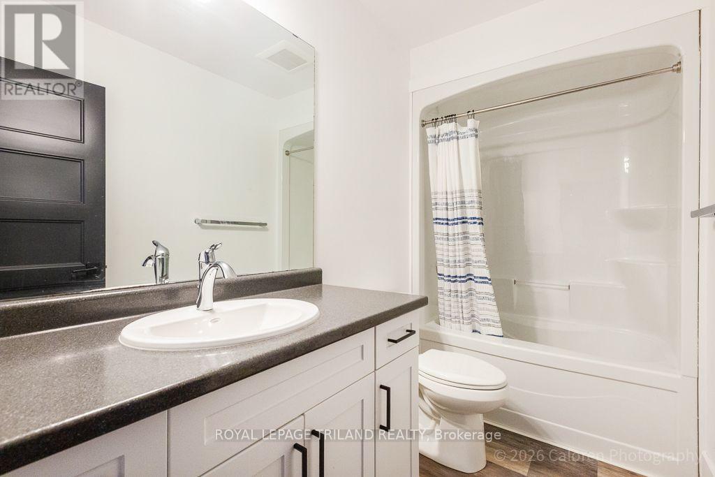 108 Spencer Avenue, Lucan Biddulph (Lucan), Ontario  N0M 2J0 - Photo 34 - X13632540