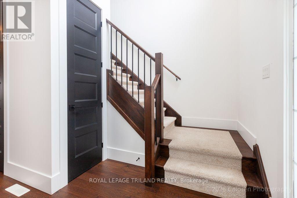 108 Spencer Avenue, Lucan Biddulph (Lucan), Ontario  N0M 2J0 - Photo 4 - X13632540
