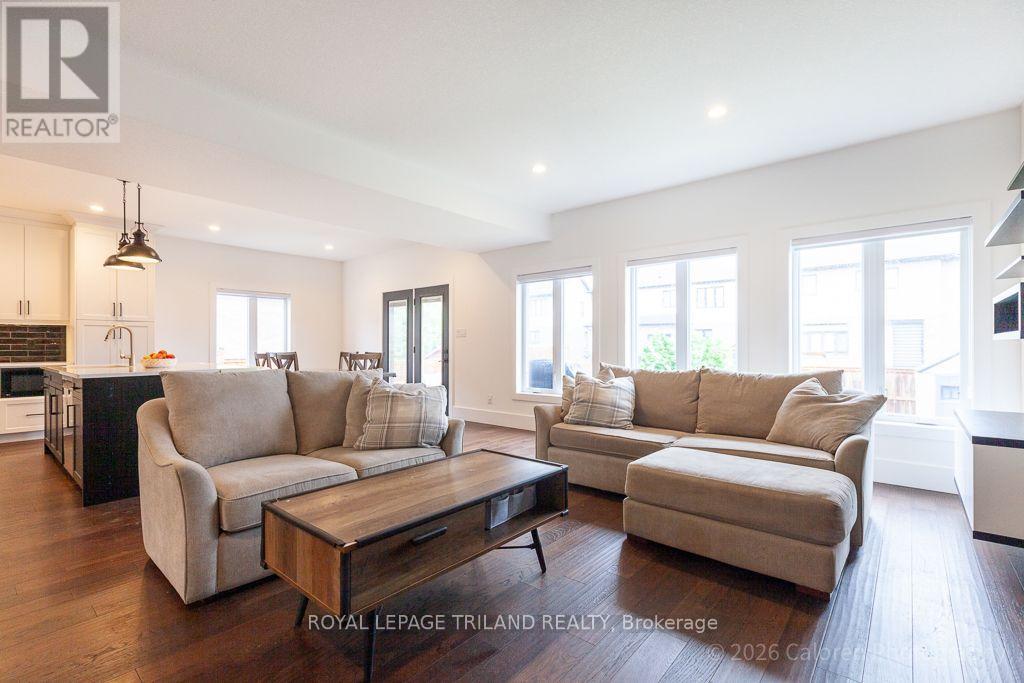 108 Spencer Avenue, Lucan Biddulph (Lucan), Ontario  N0M 2J0 - Photo 8 - X13632540