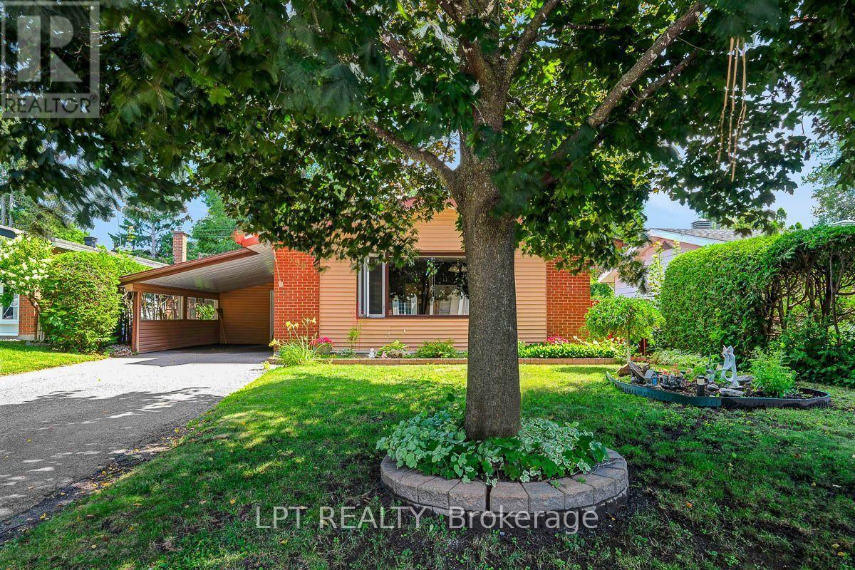 Unknown Address, ,    - Photo 2 - X13632560