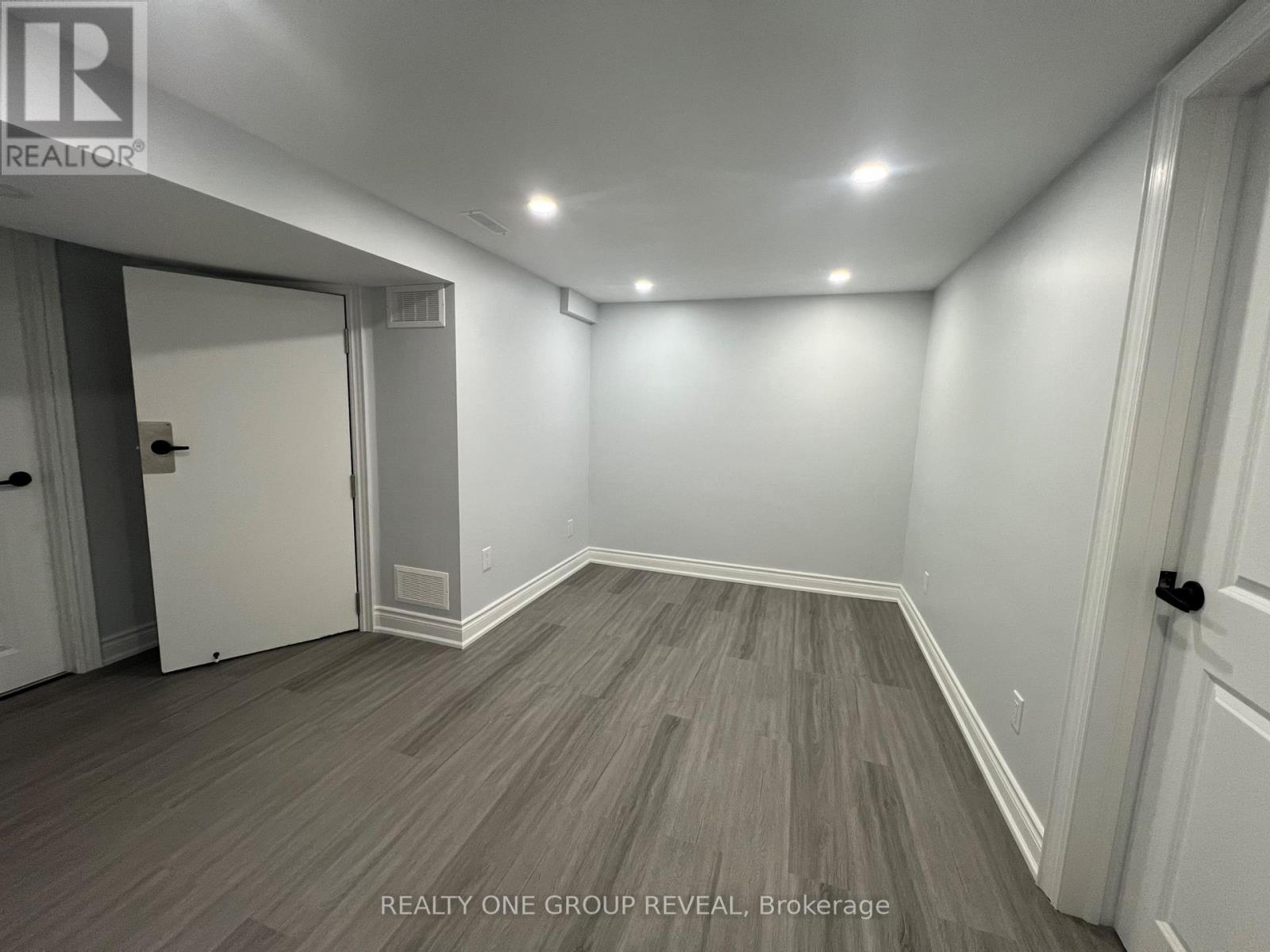 Basement - 75 Regatta Crescent, Toronto, Ontario  M2R 2X7 - Photo 8 - C13632580