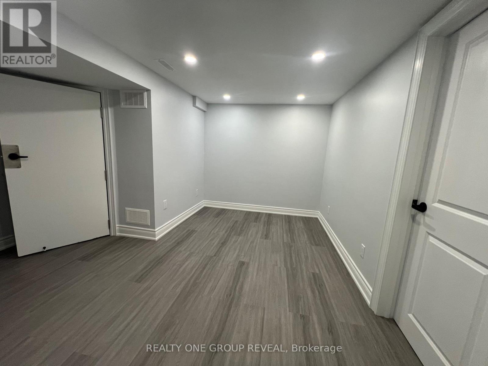 Basement - 75 Regatta Crescent, Toronto, Ontario  M2R 2X7 - Photo 9 - C13632580