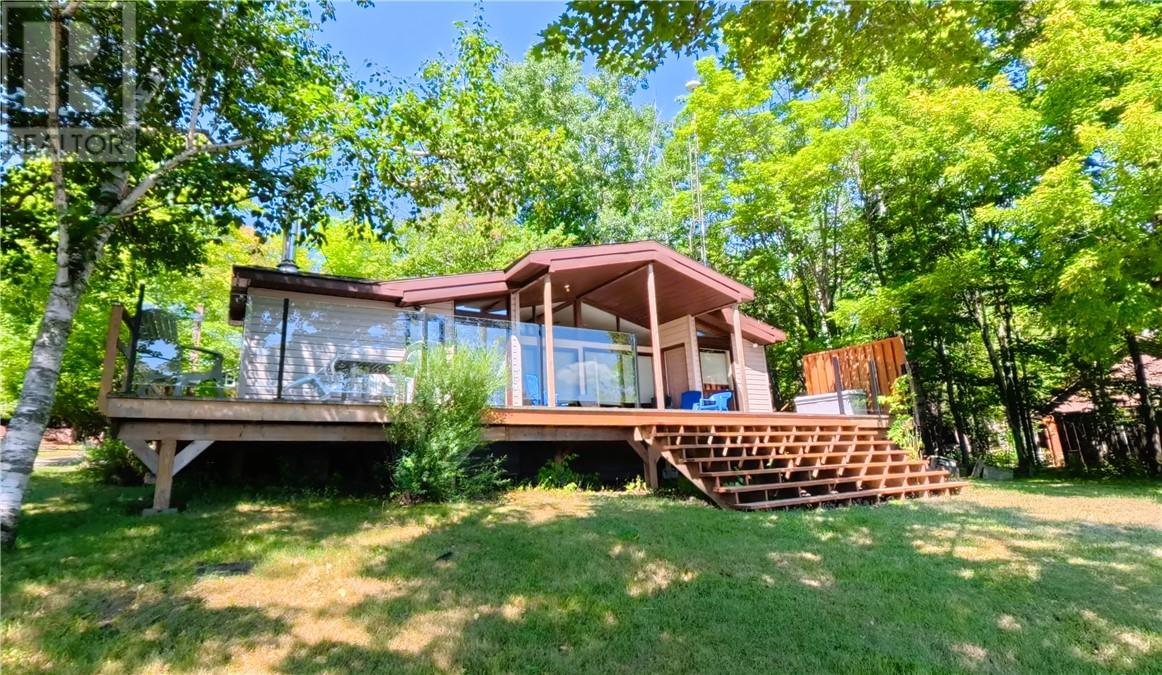 140 Maple Drive, Kagawong, Ontario