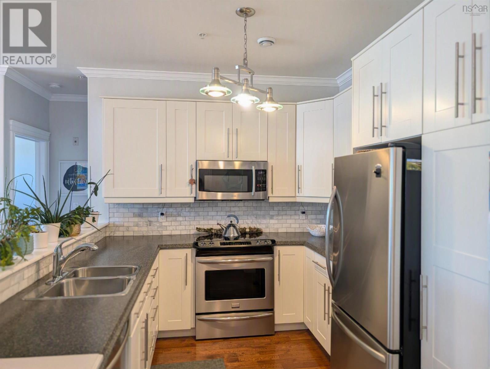 204 24 Harbourside Drive, Wolfville, Nova Scotia  B4P 2C1 - Photo 3 - 202619094