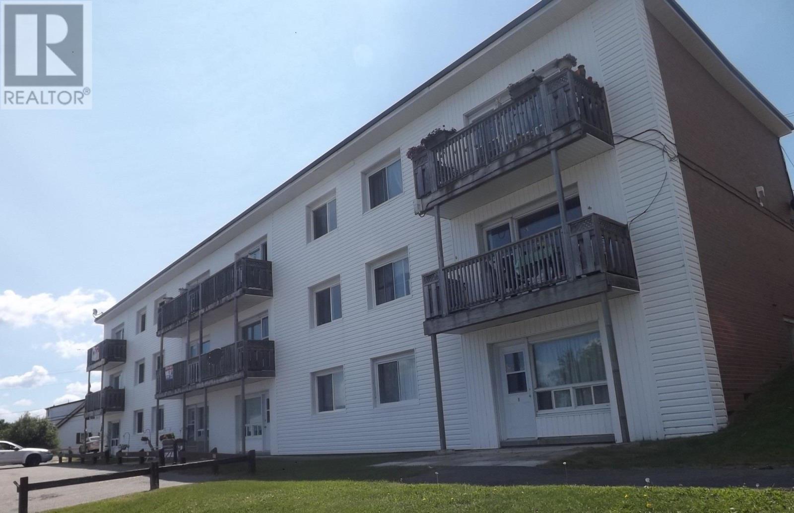 5-100B Hutchison AVE, Elliot Lake, Ontario