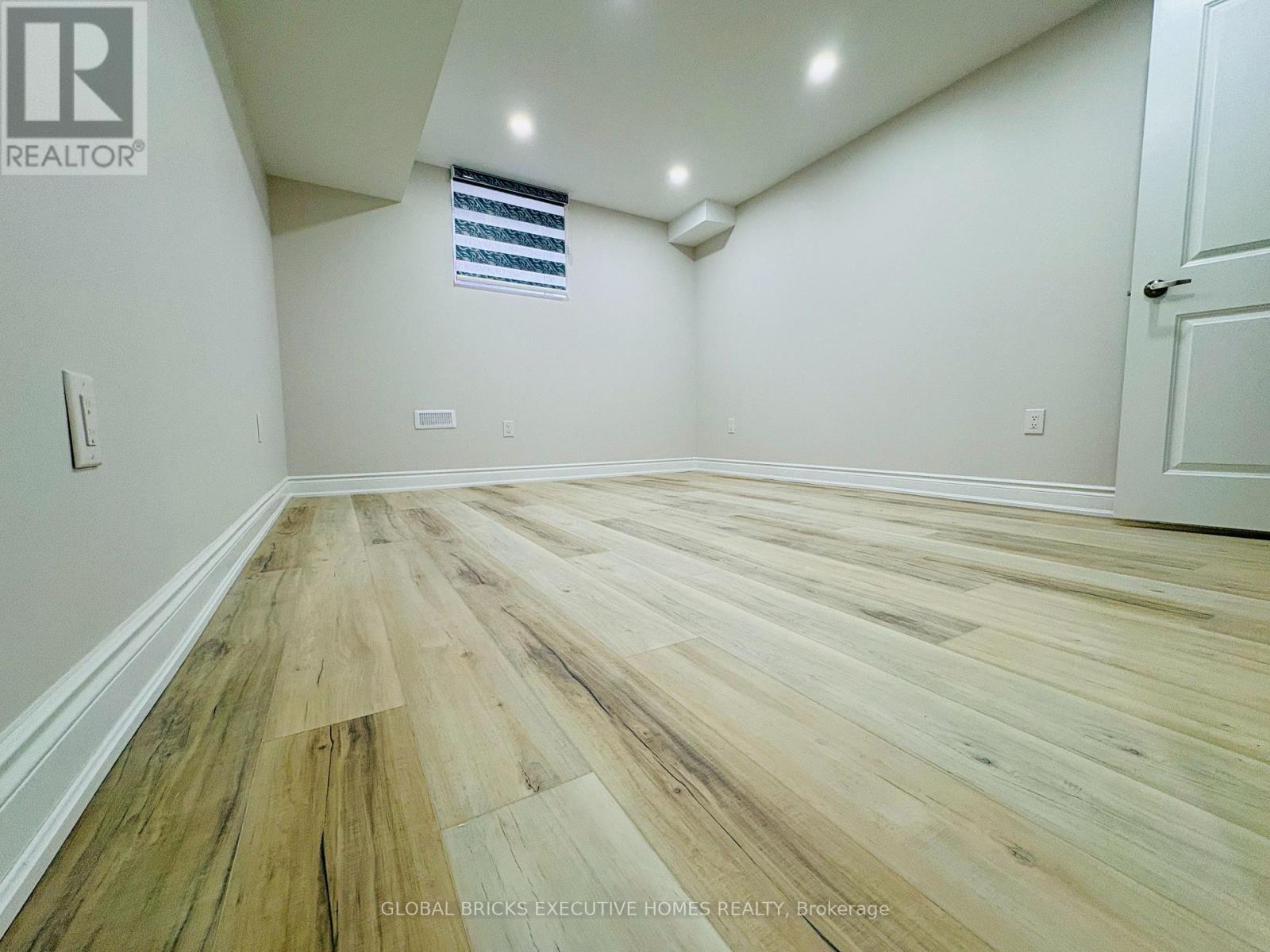 4056 Channing Crescent, Oakville, Ontario  L6H 3R2 - Photo 37 - W13604370