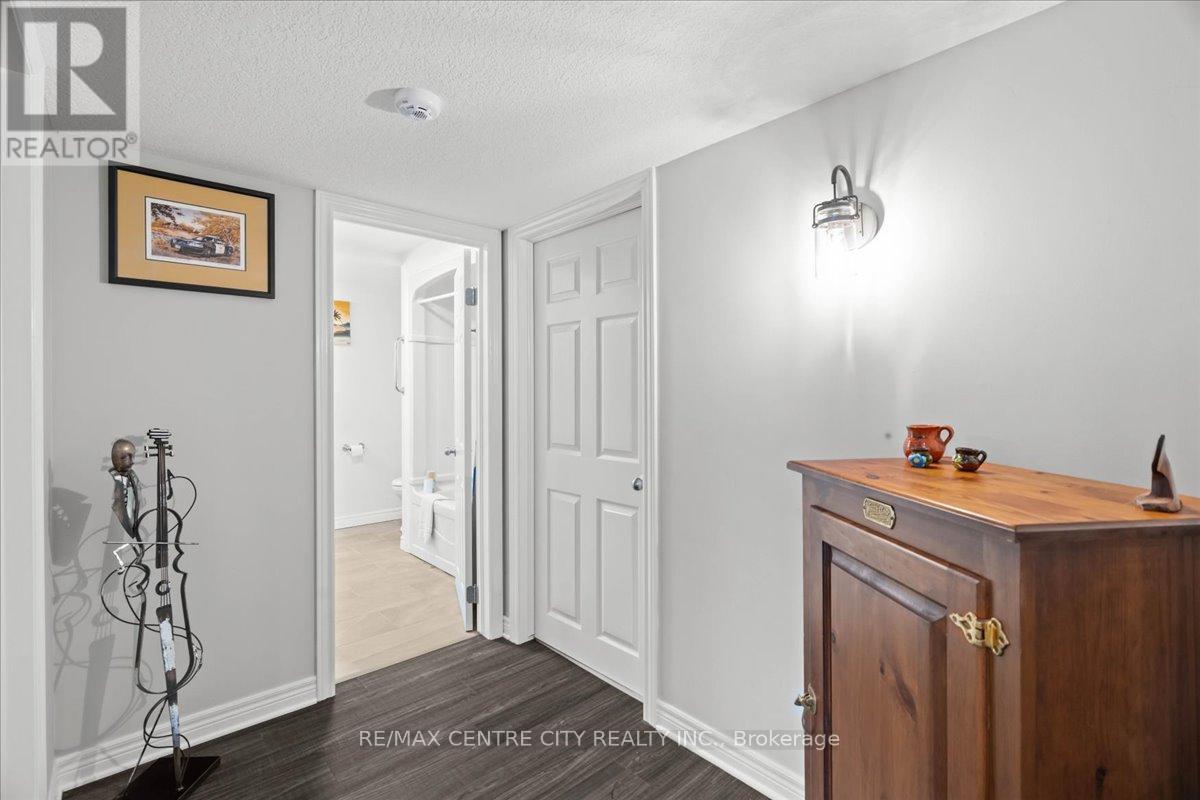 2 Cherry Blossom Lane, St. Thomas, Ontario  N5R 1L2 - Photo 24 - X13632630